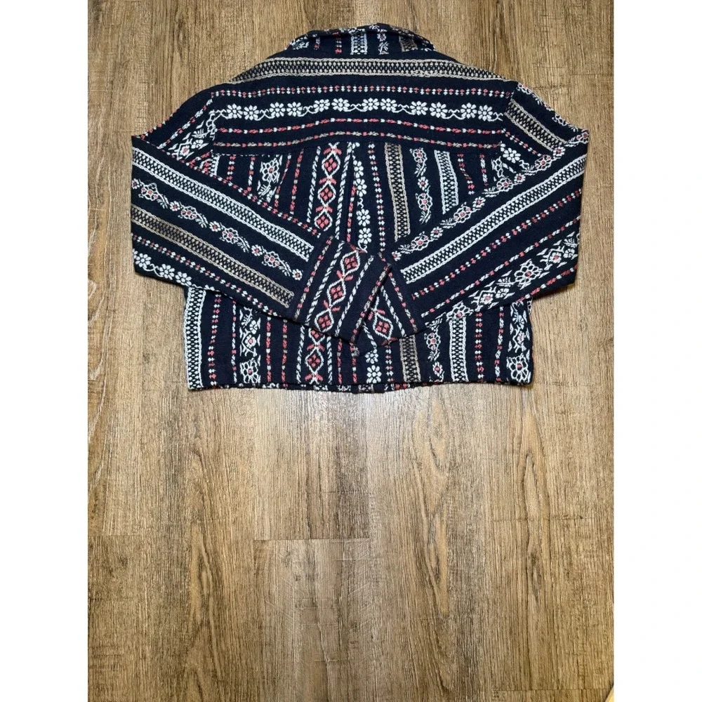 Billabong Cropped Tribal Print Button Down Shirt Jacket Navy‎ Red White XS
